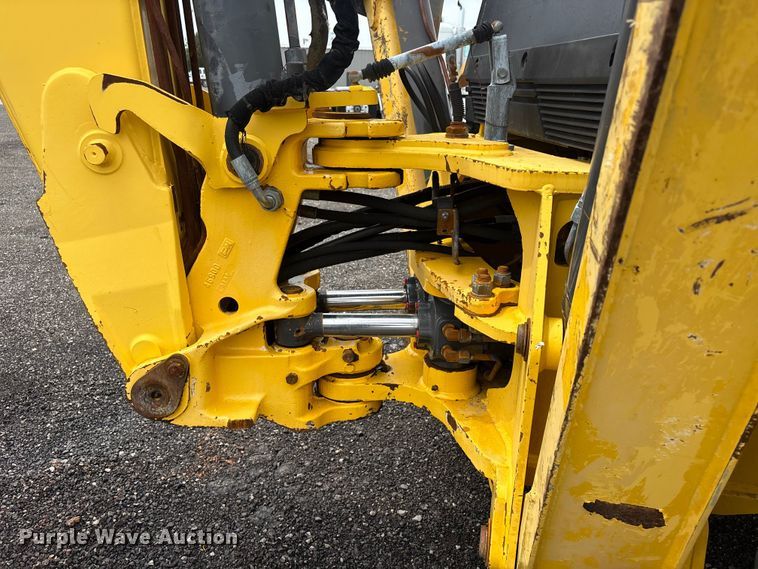 image for item EG9143 2006 New Holland B95TC Backhoe