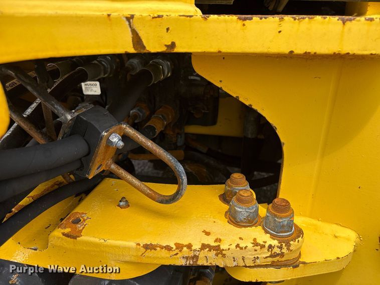 image for item EG9143 2006 New Holland B95TC Backhoe