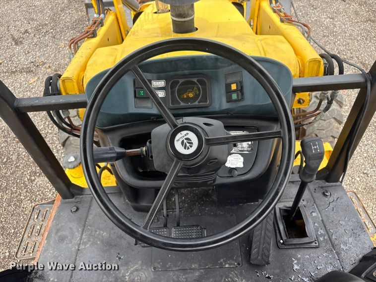 image for item EG9143 2006 New Holland B95TC Backhoe