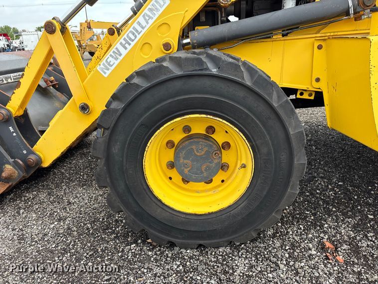 image for item EG9143 2006 New Holland B95TC Backhoe