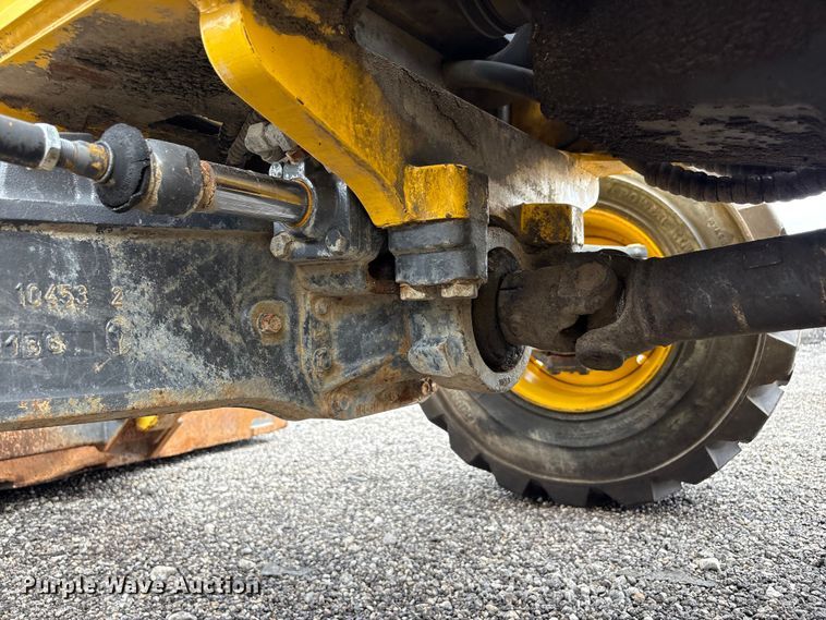 image for item EG9143 2006 New Holland B95TC Backhoe