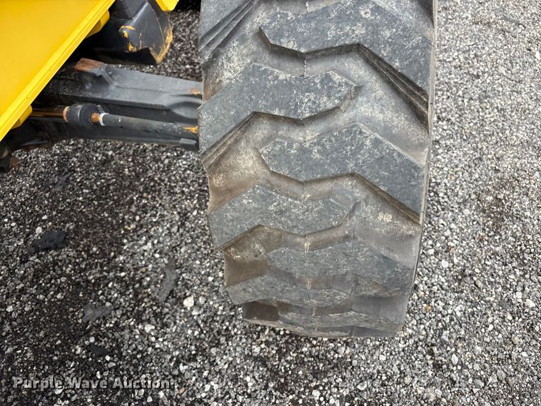 image for item EG9143 2006 New Holland B95TC Backhoe