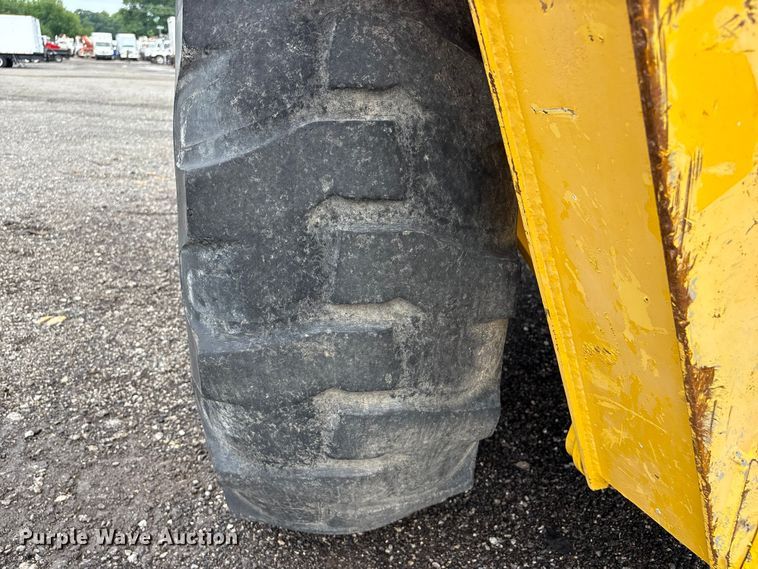 image for item EG9143 2006 New Holland B95TC Backhoe