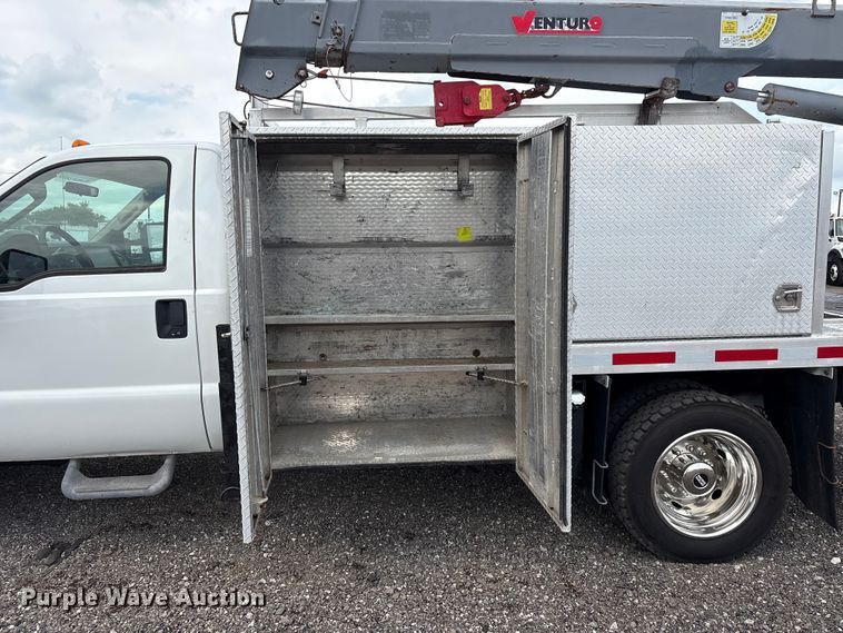image for item EG9150 2008 Ford F550 crane truck