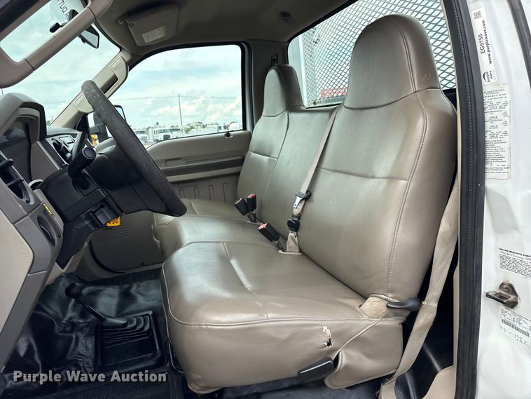 image for item EG9150 2008 Ford F550 crane truck
