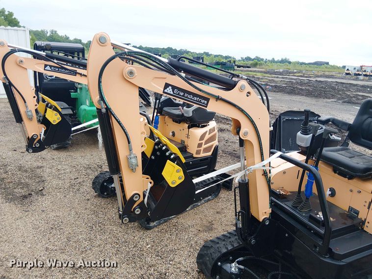image for item EH4091 2024 Erie Industries EM15 mini excavator