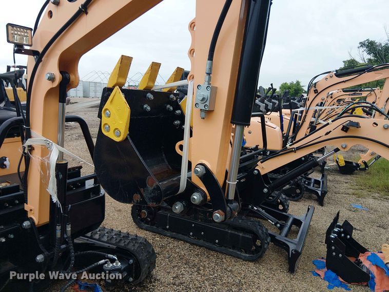 image for item EH4092 2024 Erie Industries EM15 mini excavator