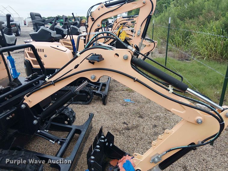 image for item EH4093 Erie Industries EM15 mini excavator