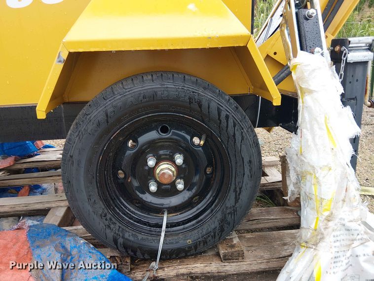 image for item EH4105 Valley Pioneer QSP135 jaw crusher