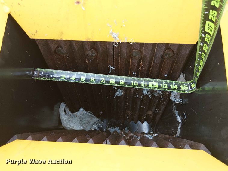 image for item EH4107 Valley Pioneer QSP135 jaw crusher