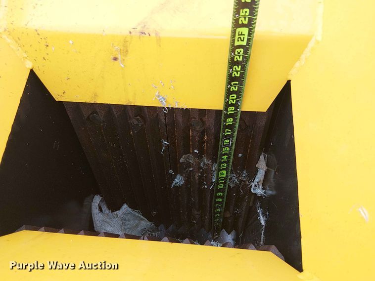 image for item EH4107 Valley Pioneer QSP135 jaw crusher