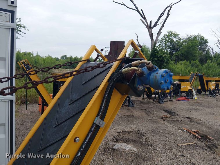 image for item EH4109 Valley Pioneer QSP135 jaw crusher