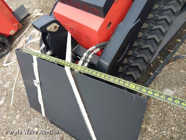 image for item EH4149 Erie Industries SCL850 compact utility loader