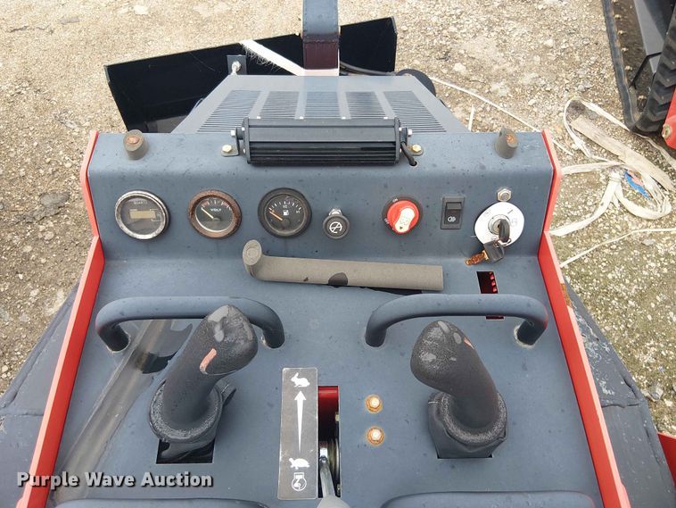 image for item EH4149 Erie Industries SCL850 compact utility loader
