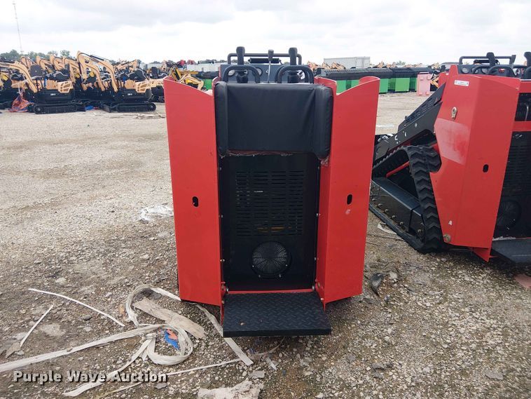 image for item EH4150 2024 Erie Industries SCL850 compact utility loader