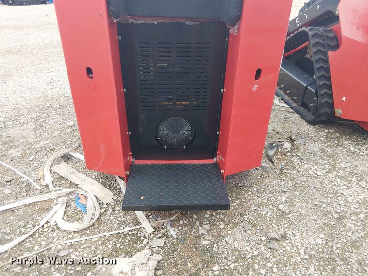 image for item EH4150 2024 Erie Industries SCL850 compact utility loader