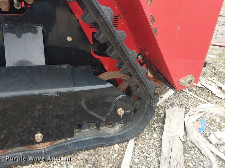 image for item EH4150 2024 Erie Industries SCL850 compact utility loader