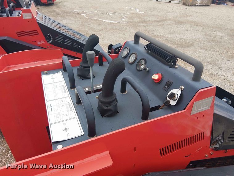 image for item EH4151 2024 Erie industries SCL850 compact utility loader