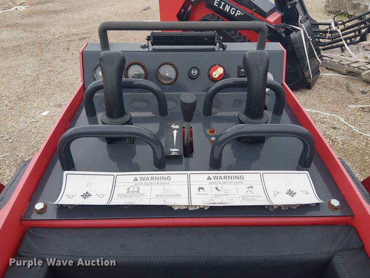 image for item EH4152 2024 Erie Industries SCL850 compact utility loader