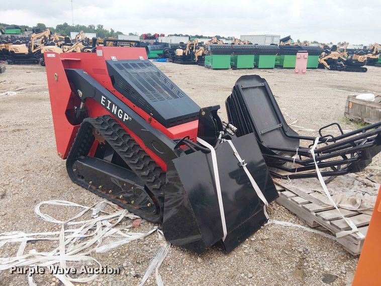 image for item EH4153 2024 Erie Industries SCL850 compact utility loader