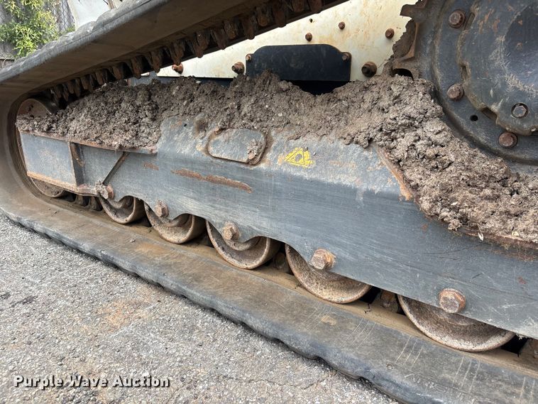 image for item EM5108 2022 Bobcat T770 tracked skid steer loader