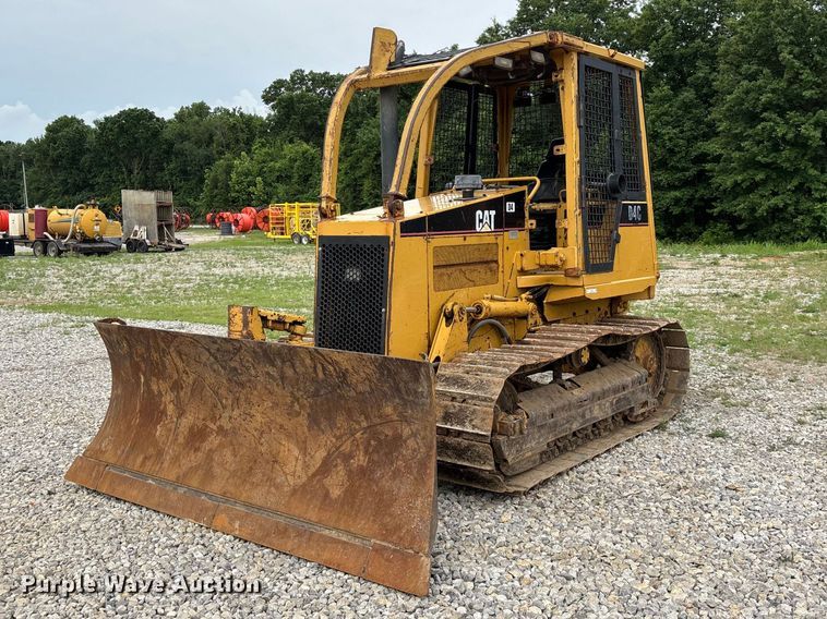 image for item EO4319 1997 Caterpillar D4C Series III dozer