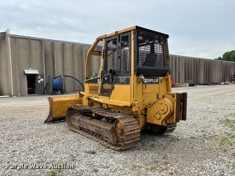 image for item EO4319 1997 Caterpillar D4C Series III dozer