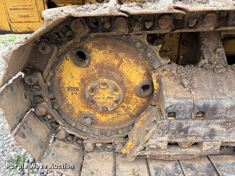 image for item EO4319 1997 Caterpillar D4C Series III dozer