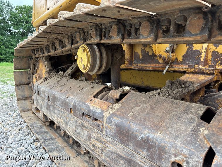 image for item EO4319 1997 Caterpillar D4C Series III dozer