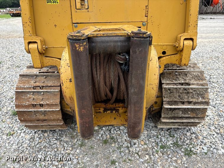 image for item EO4319 1997 Caterpillar D4C Series III dozer