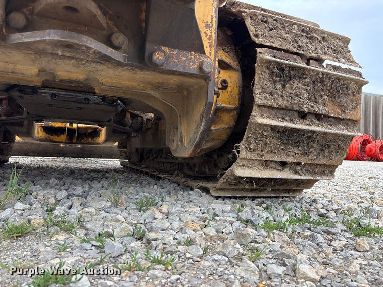 image for item EO4319 1997 Caterpillar D4C Series III dozer