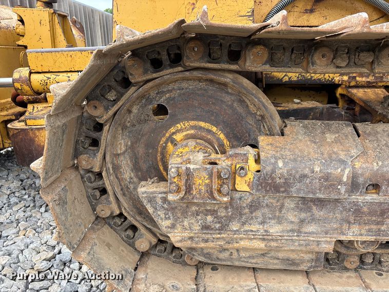 image for item EO4319 1997 Caterpillar D4C Series III dozer