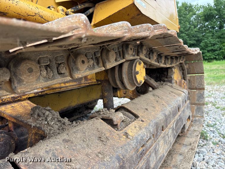 image for item EO4319 1997 Caterpillar D4C Series III dozer