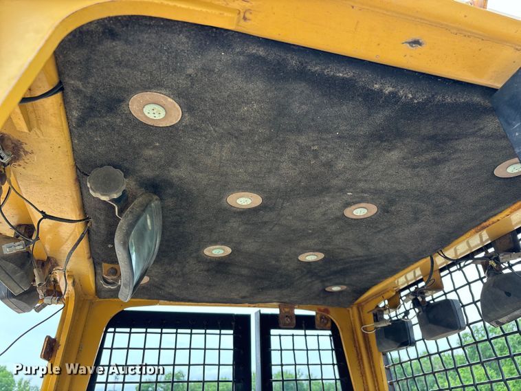 image for item EO4319 1997 Caterpillar D4C Series III dozer
