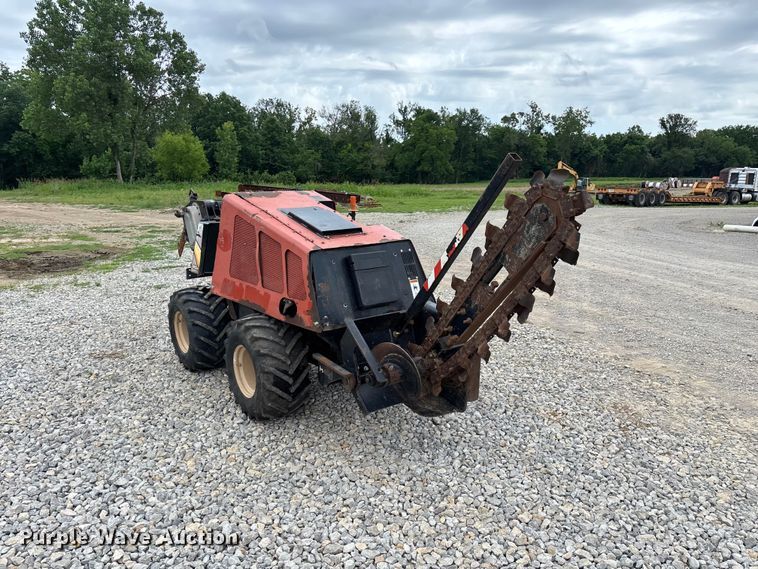 image for item EO4320 2013 Ditch Witch 410SX trencher