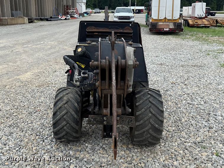 image for item EO4320 2013 Ditch Witch 410SX trencher