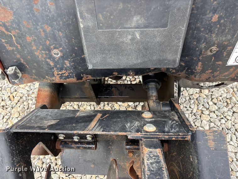 image for item EO4320 2013 Ditch Witch 410SX trencher