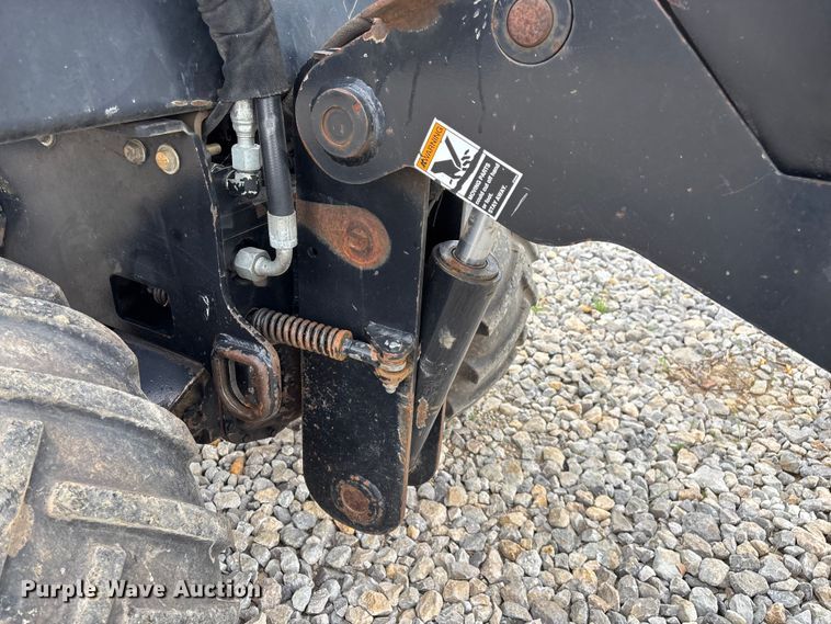 image for item EO4320 2013 Ditch Witch 410SX trencher