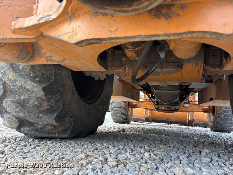 image for item EO4321 2000 Case 580L Series 2 backhoe