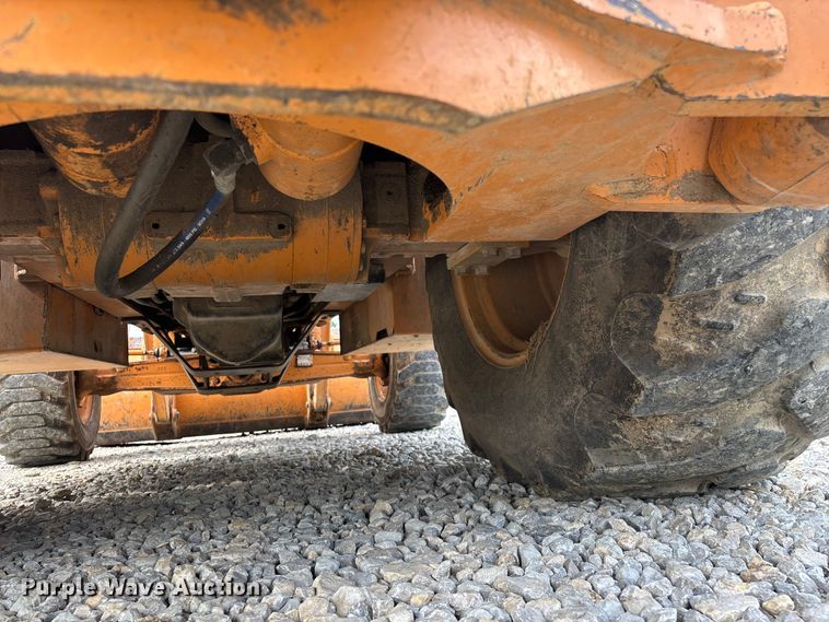 image for item EO4321 2000 Case 580L Series 2 backhoe