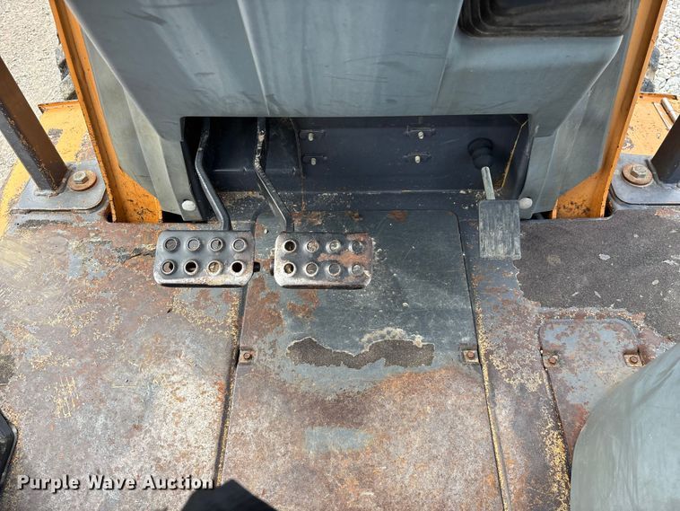 image for item EO4321 2000 Case 580L Series 2 backhoe