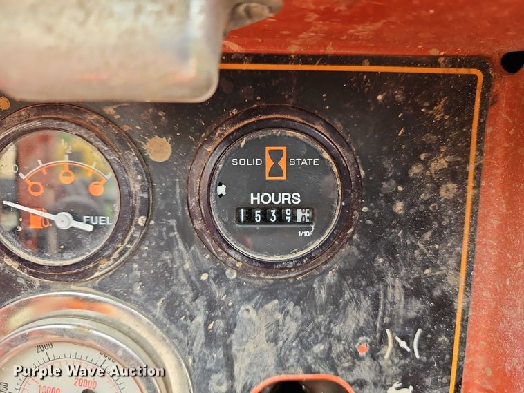 image for item EO7331 2013 Ditch Witch FX30 vacuum trailer