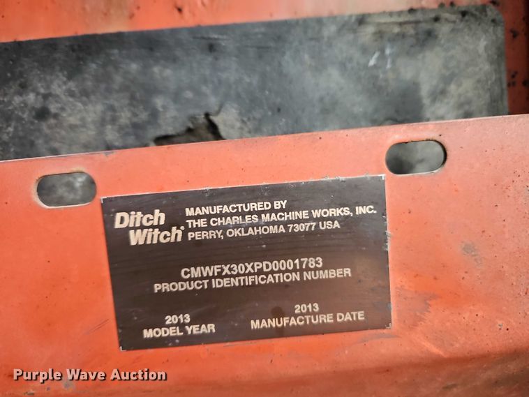 image for item EO7331 2013 Ditch Witch FX30 vacuum trailer