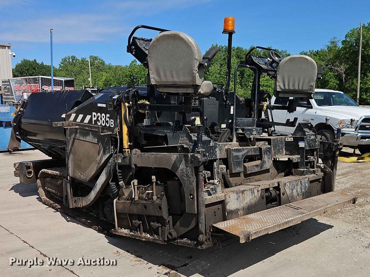 image for item EO7385 Weiler P385B paver