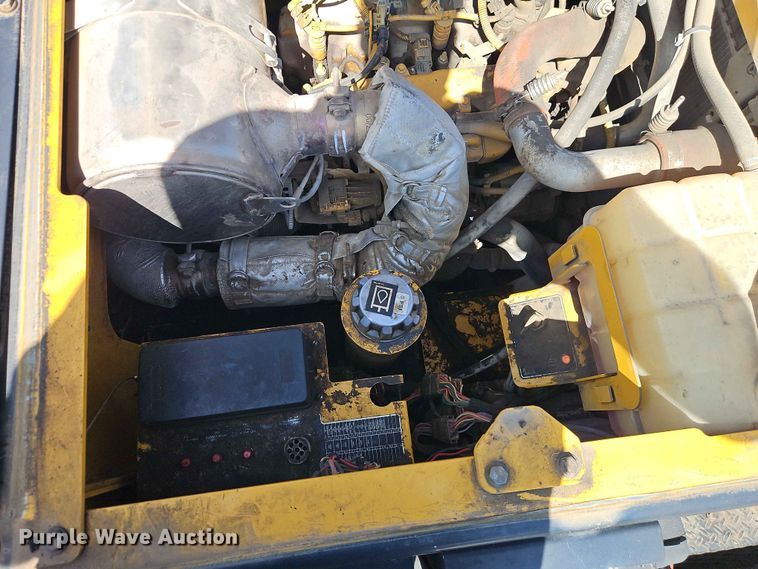 image for item EO7385 Weiler P385B paver