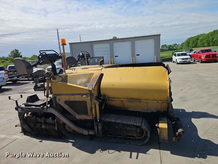 image for item EO7386 2022 Weiler P385B paver