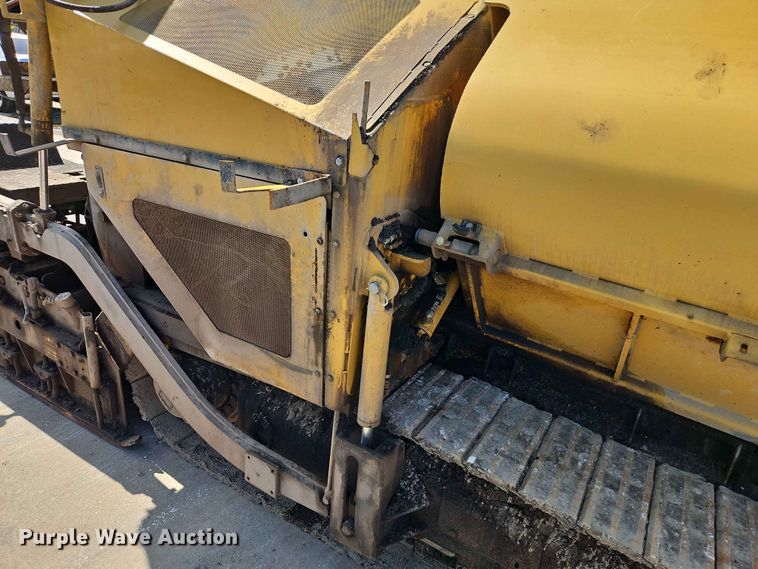 image for item EO7386 2022 Weiler P385B paver