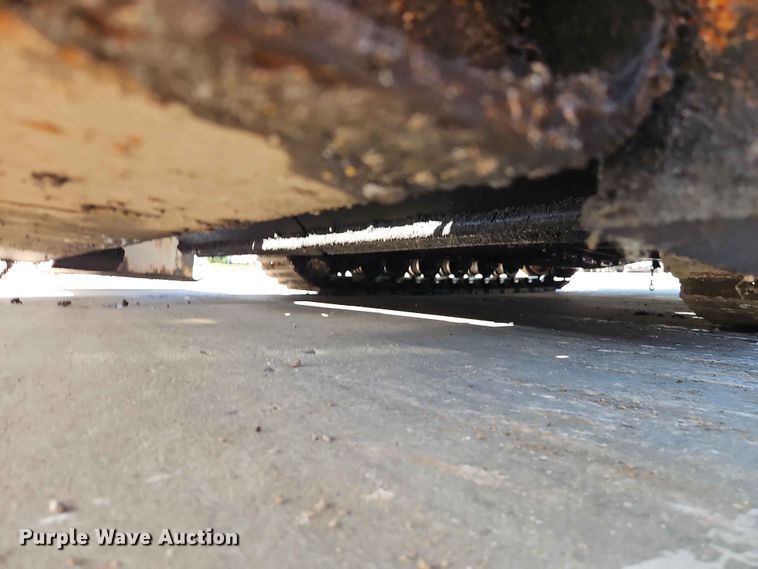 image for item EO7386 2022 Weiler P385B paver