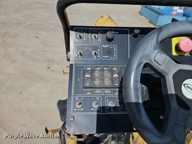 image for item EO7386 2022 Weiler P385B paver