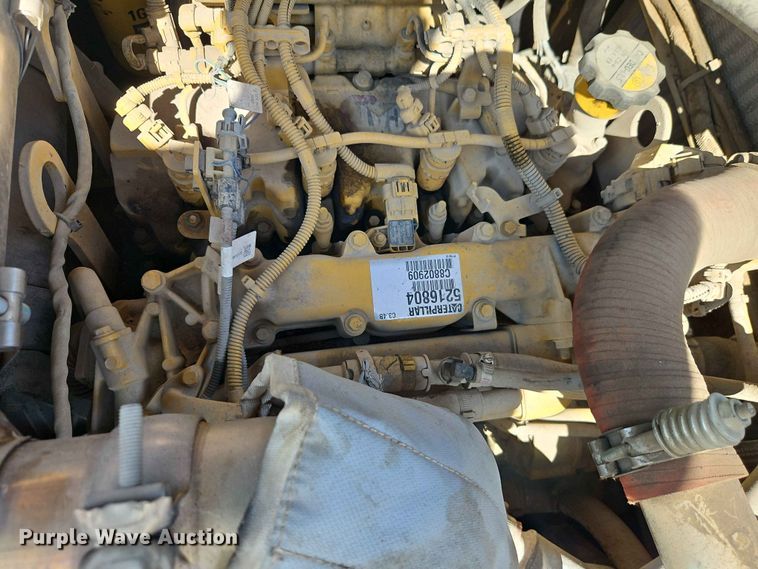 image for item EO7386 2022 Weiler P385B paver